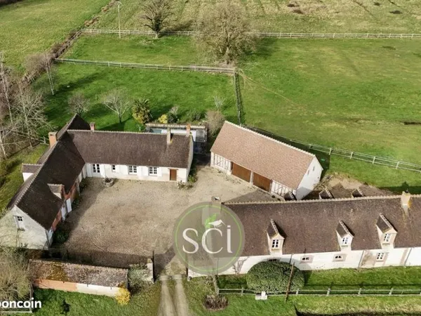 Propriété 12 pièces 381 m²