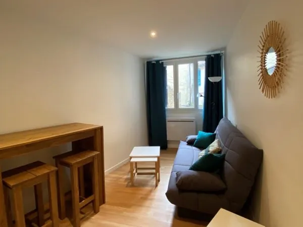 Beau studio meublé de 19m2