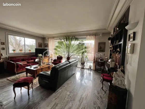 Maison 7 pièces 212 m²