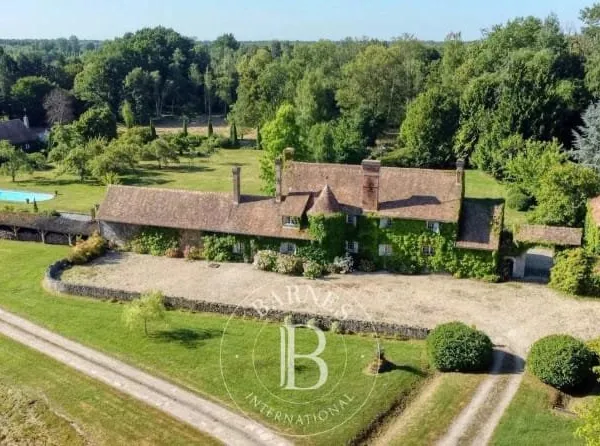 Propriété 10 pièces 700 m²