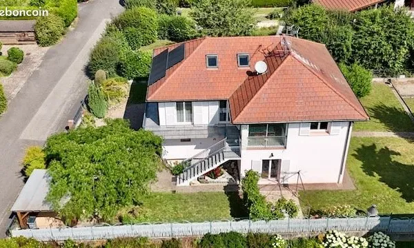 Villa 8 pièces 222 m²