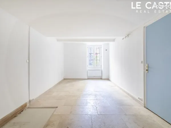 Studio 1 pièce 44 m²