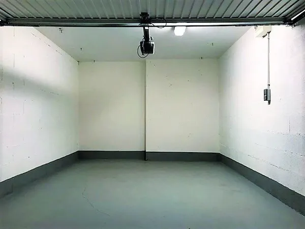 Garage en sous-sol au centre-ville