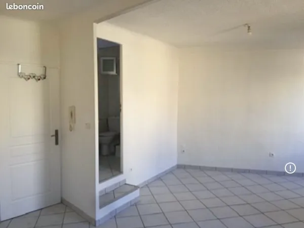 Studio lumineux - Dernier étage - Vieux-Port La Ciotat - Idéal investissement ou pied-à-terre