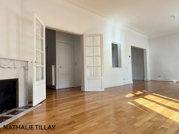 Maison 8 pièces 215 m²