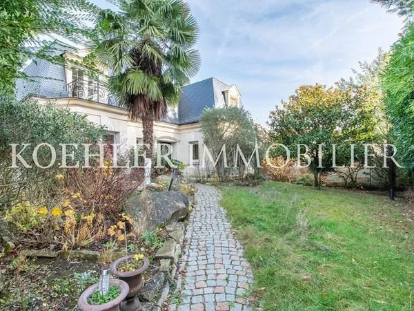 Maison 6 pièces 180 m²
