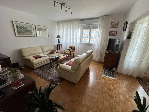 Appartement 4 pièces 80 m²