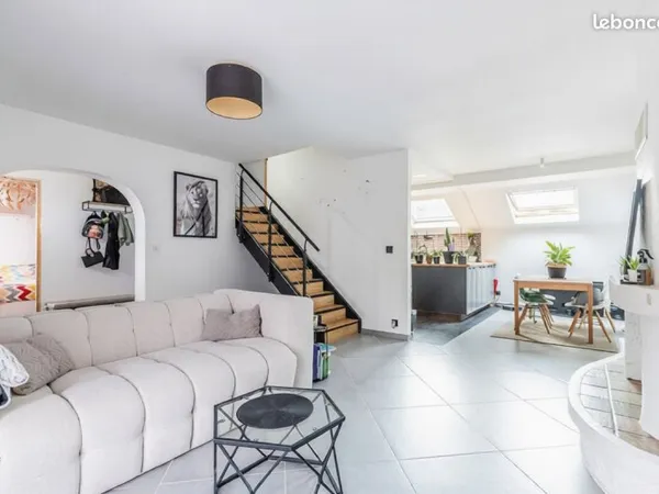 Appartement 5 piéces avec grande terrasse