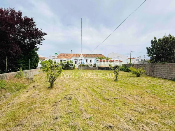 Port-Joinville, ensemble immobilier de 2 maisons indépendantes, sur une grande parcelle