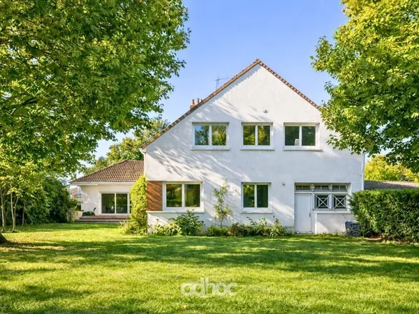 Maison 8 pièces 182 m²