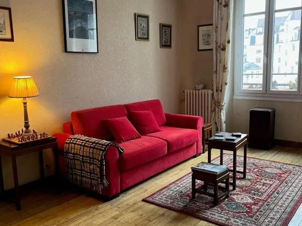 Hyper centre ville, Appartement T3 meublé À Louer