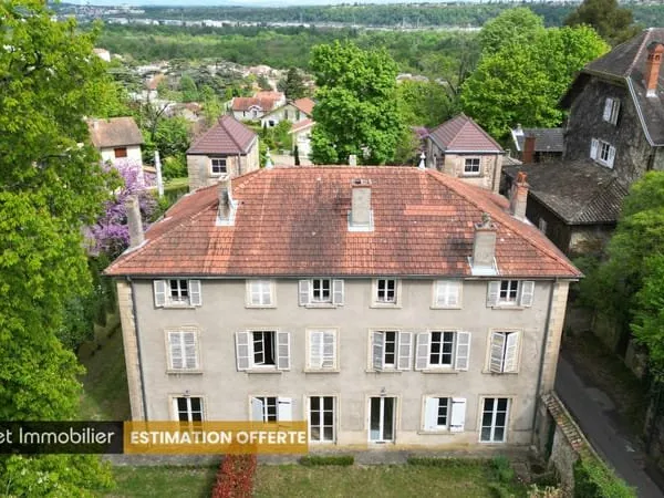 Opportunité à saisir dans une maison de maître sur les hauteurs de Vernaison de 6 lots, T3 de 60.91 