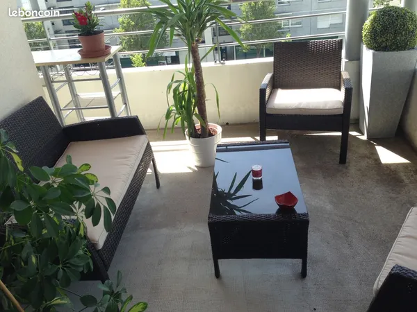 T2 45 m² - Dernier étage - Terrasse plein Sud - Résidence standing avec piscine - 169 000