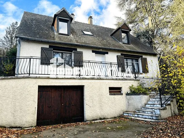 EN EXCLUSIVITÉ !! IDÉAL FAMILLE ! BEAU ET VASTE PAVILLON 130m² Hab. 5 CHAMBRES, sur S/SOL TOTAL DANS