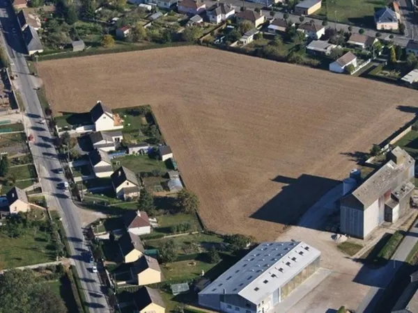 Terrain constructible 929 m²