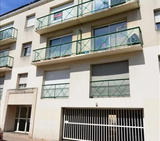 PARKING BORDEAUX - 0 m2