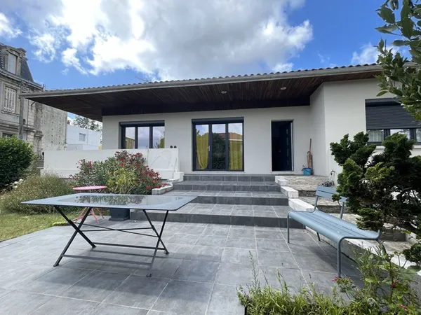 Idéalement situé à TALENCE, En location bail MOBILITE (Loi ELAN) bel appartement avec entrée indépen