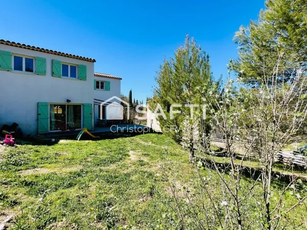 Villa récente de 147 m² sur Terrain de 774 m²