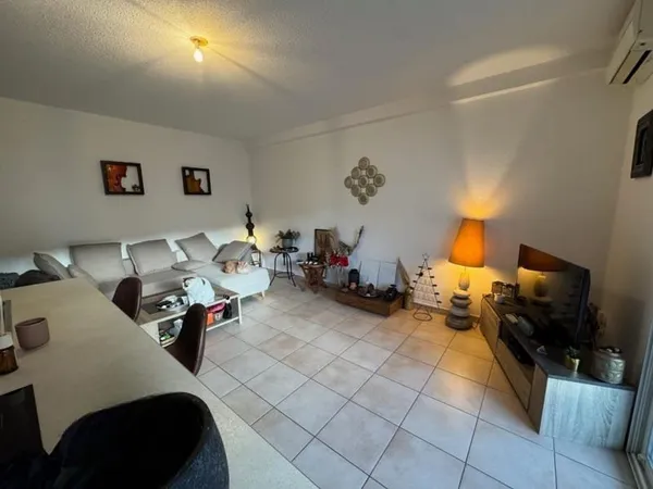 Bastia, Route Royale : Devenez propriétaire d'un appartement déjà loué