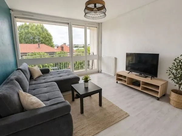Bel appartement meublé