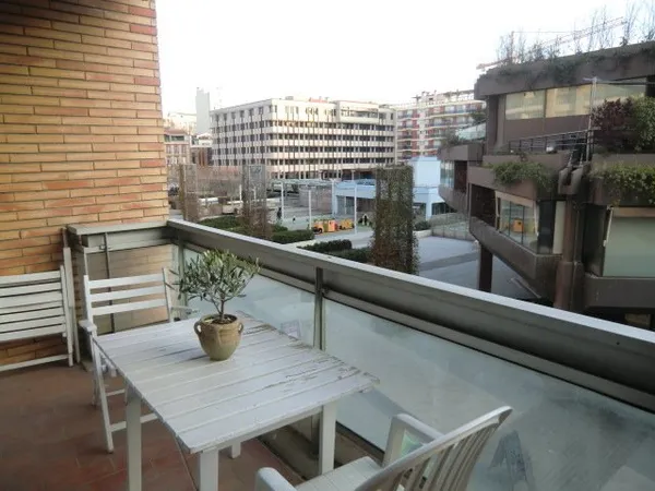 Location T2 lumineux avec balcon - Résidence sécurisée secteur Saint-Georges