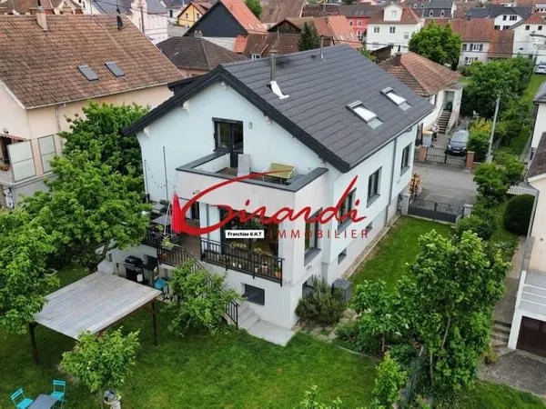 BRUNSTATT, MAISON INDIVIDUELLE 8 PIÈCES DE 195 M2 SUR 5,35 A