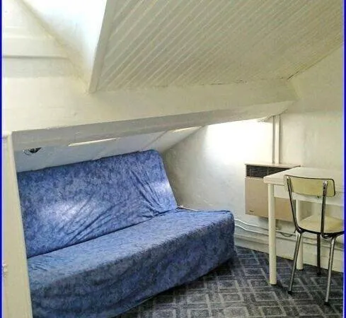 Studio 1 pièce 12 m²