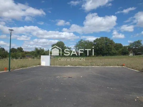 Beau terrain constructible de 1165m²