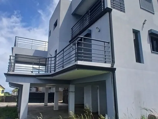 Maison 4 pièces 106 m²