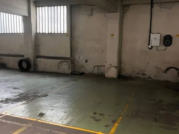 Parking 12 m²