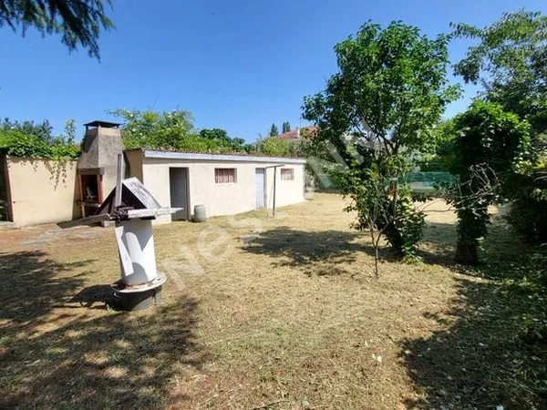 Maison Toulouse T3 82.5m2 sur une belle parcelle paysagée de 722m² avec dependances et garages
