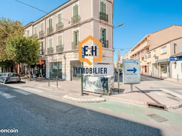 Local commercial 145 m² Hyères