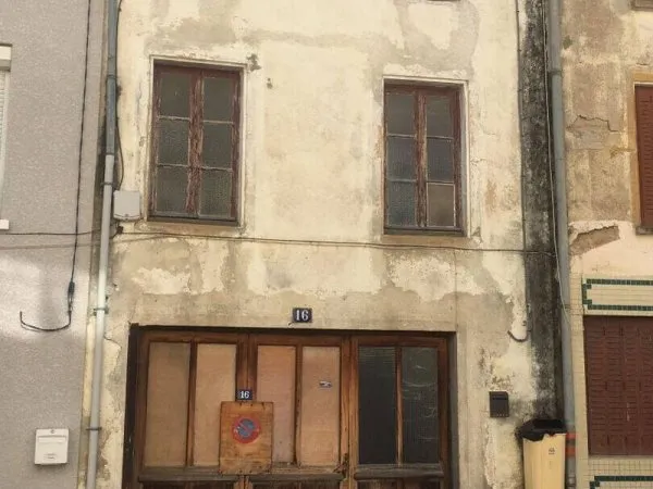 Immeuble 852 m²
