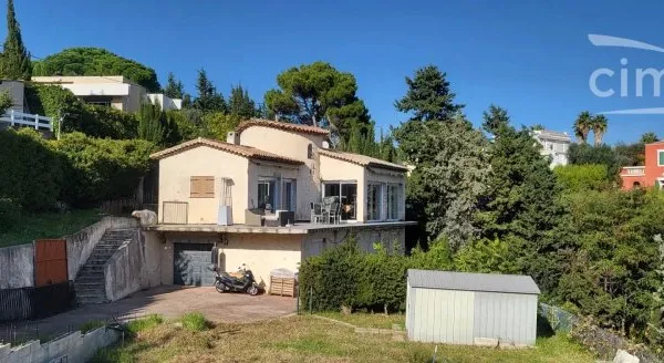 FABRON VILLA 5P TERRAIN 3200m²