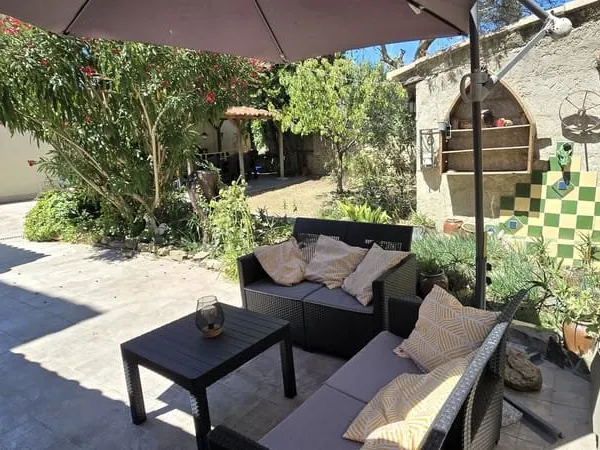 Maison 5 pièces avec jardin au pied de la Cité