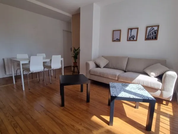 Propose chambre dans appartement en colocation