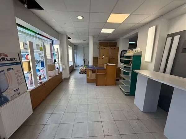Boutique 80 m²