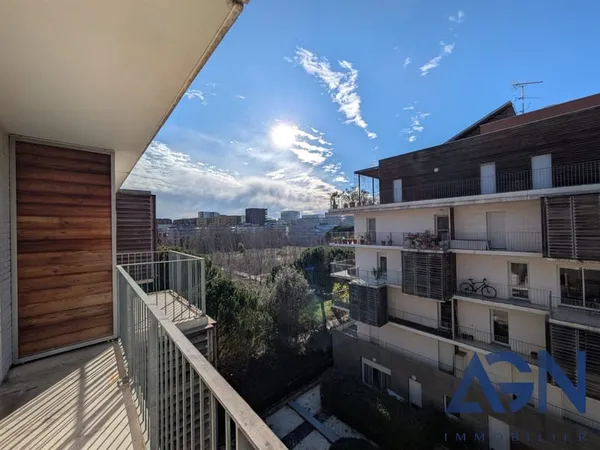 A Vendre : Appartement 2 Pièces De 41,2M² Avec Terrasse Quarti