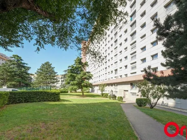 Appartement 5 pièces 97 m²