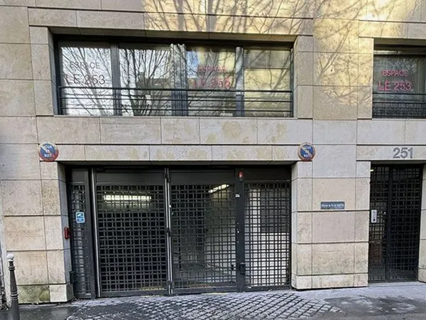 Parking 12 m²