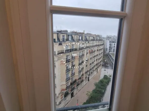 Très belle studette refaite entièrement à neuf