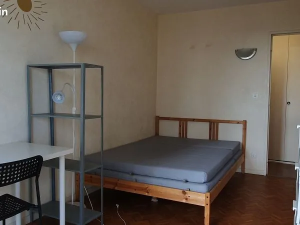 Colocation féminine - 2 chambres disponibles