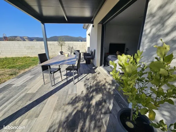Villa 4 pièces 93 m²