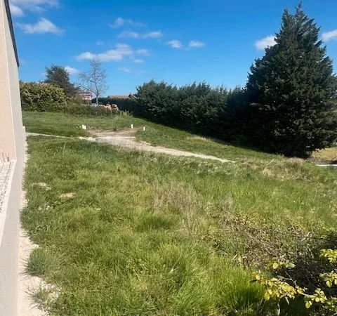 Terrain 293 m²