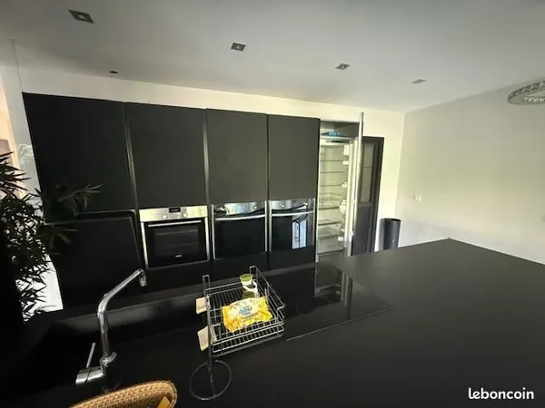 Appartement - 4 pièces - Grenoble (quartier hôtel de ville/chavant)