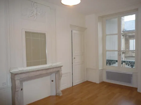 APPARTEMENT POITIERS - 2 pièce(s) - 30.84 m2
