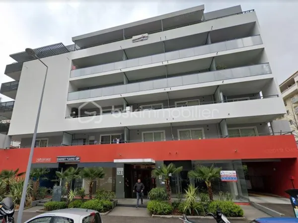 Parking 13 m²