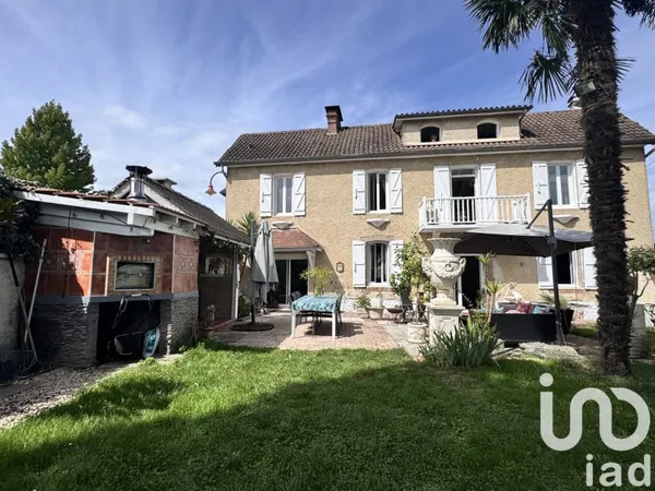Maison 7 pièces 181 m²
