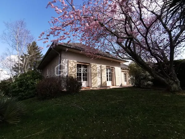 Maison 5 pièces 162 m²