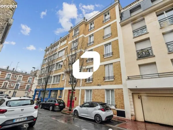 Bureau 478 m²